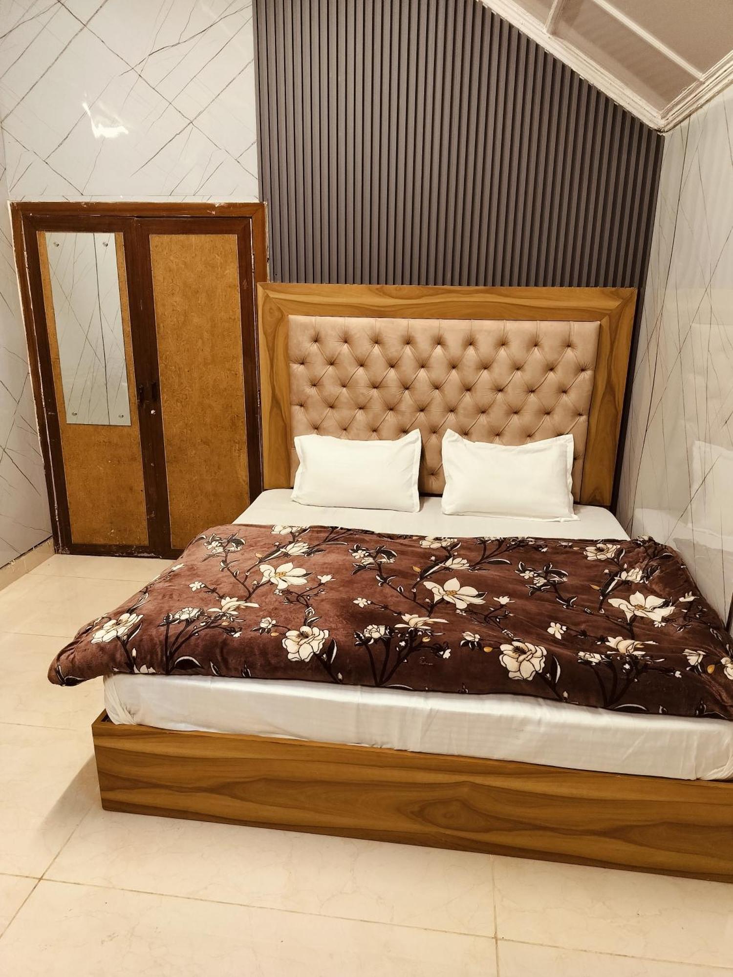 Madan Kunj B & B Mall Road Šimla Exteriér fotografie